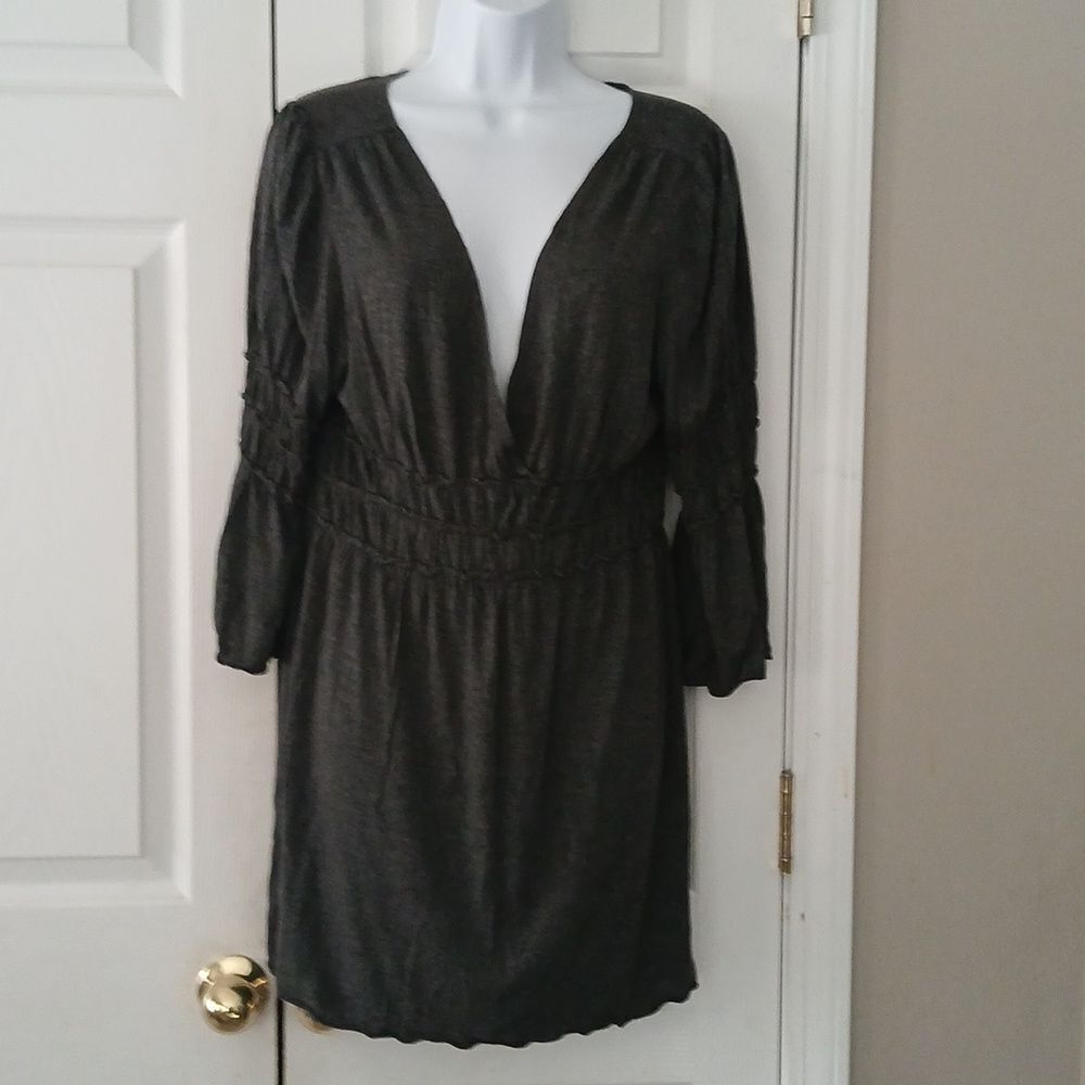 Max Studio  gray high waisted  super low cut v neckline  Sz L NWOT